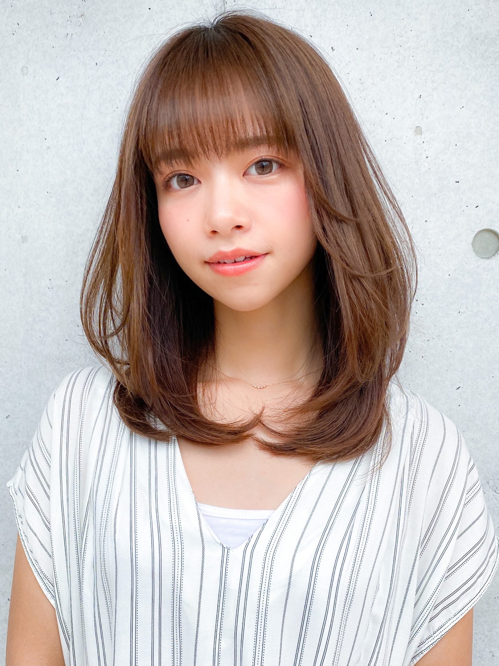 『Agnos 青山 石川』シンプルセミディ♪