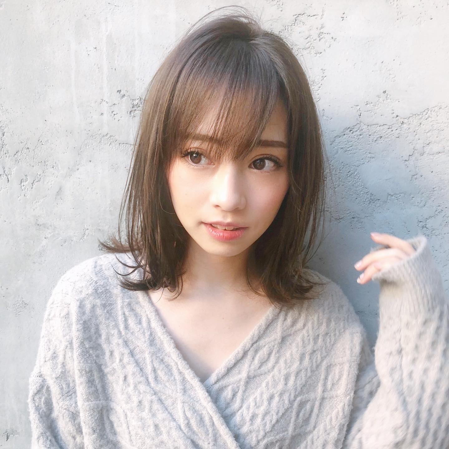 外ハネレイヤーエアリーミディアム