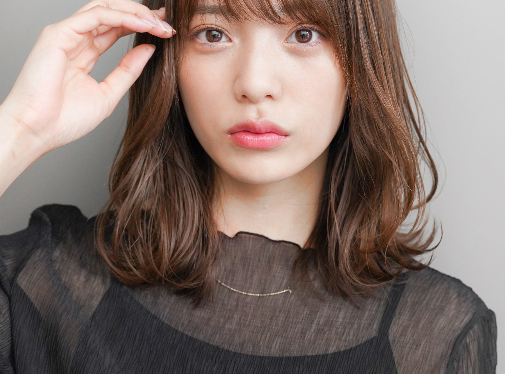 特価キャンペーン 耳掛け鎖骨の髪をストレートにしたもの24 ショートヘアの