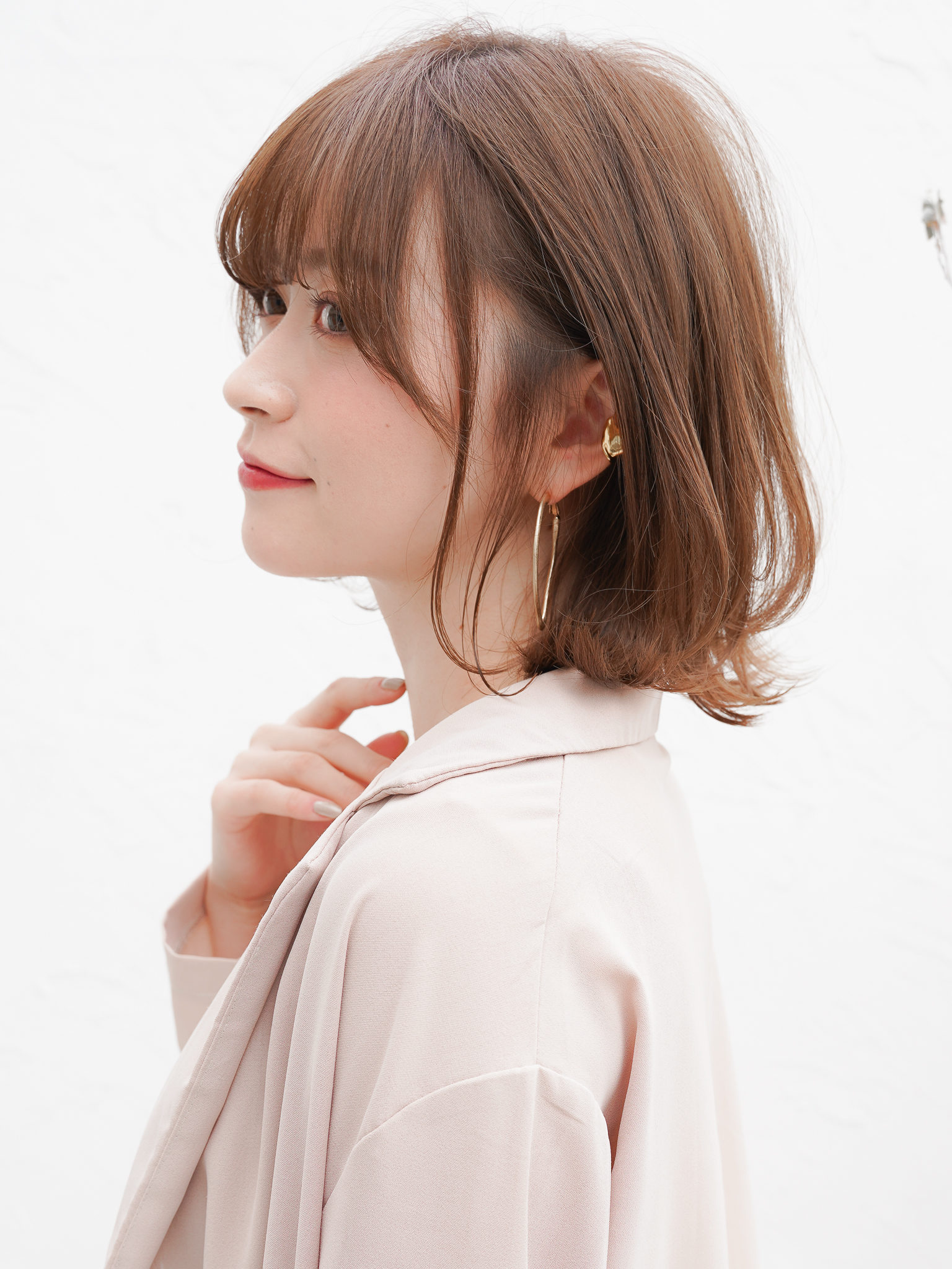 可愛いスタイルは前髪 顔周りの作り方が大事 表参道 青山の美容院 美容室グループ Kanow Group