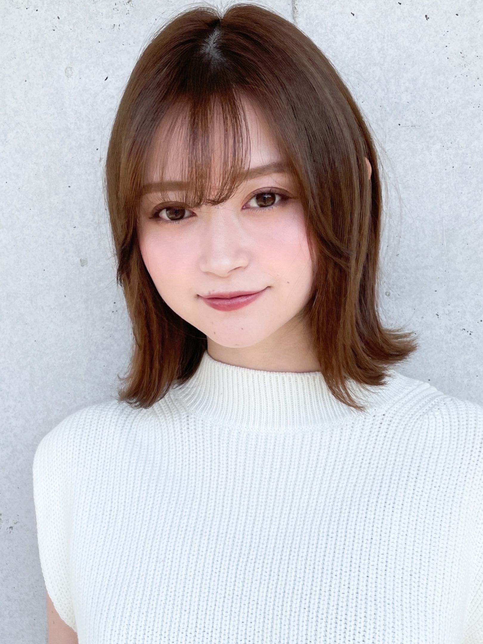 大人可愛い外ハネミディ【Agnos青山　上遠野裕樹】