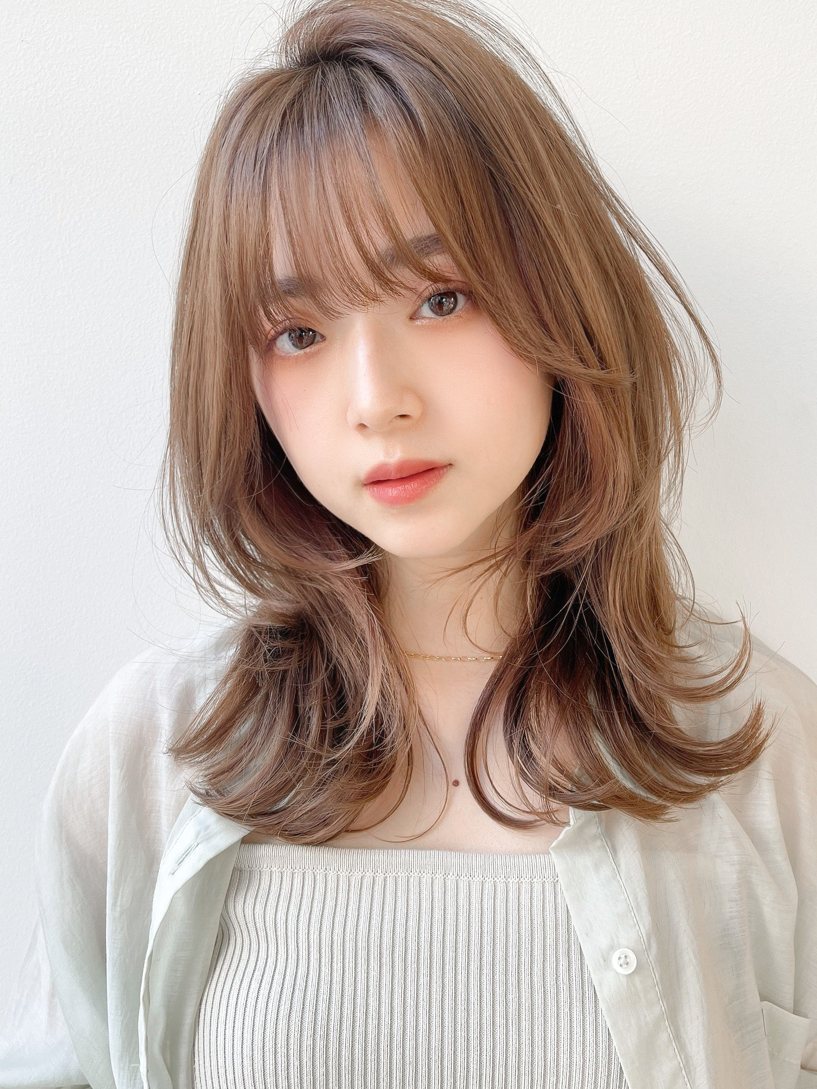 レイヤースタイル◎で軽やかさUP