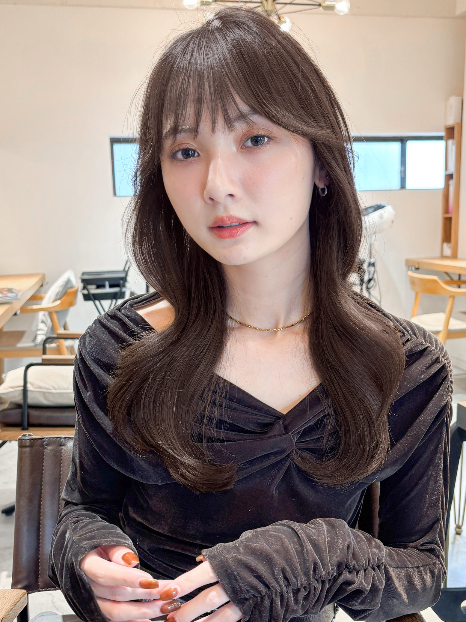 小顔効果◎顔周りカット