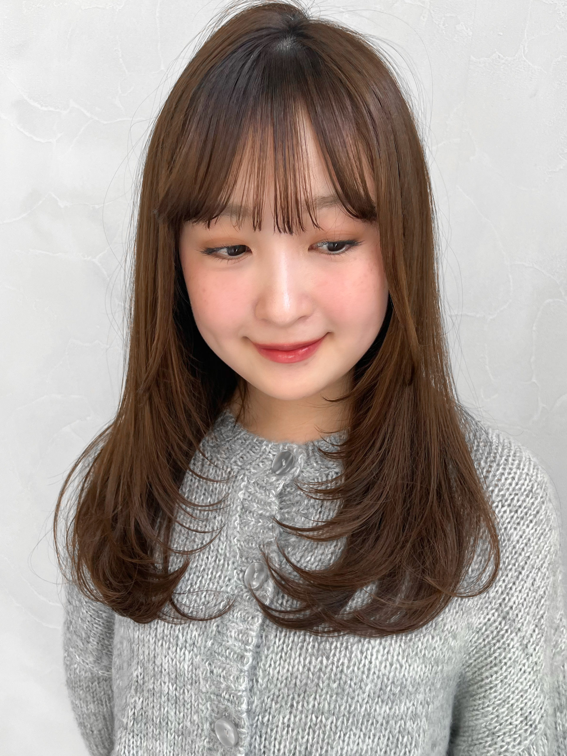  冬に軽さを出すレイヤースタイル