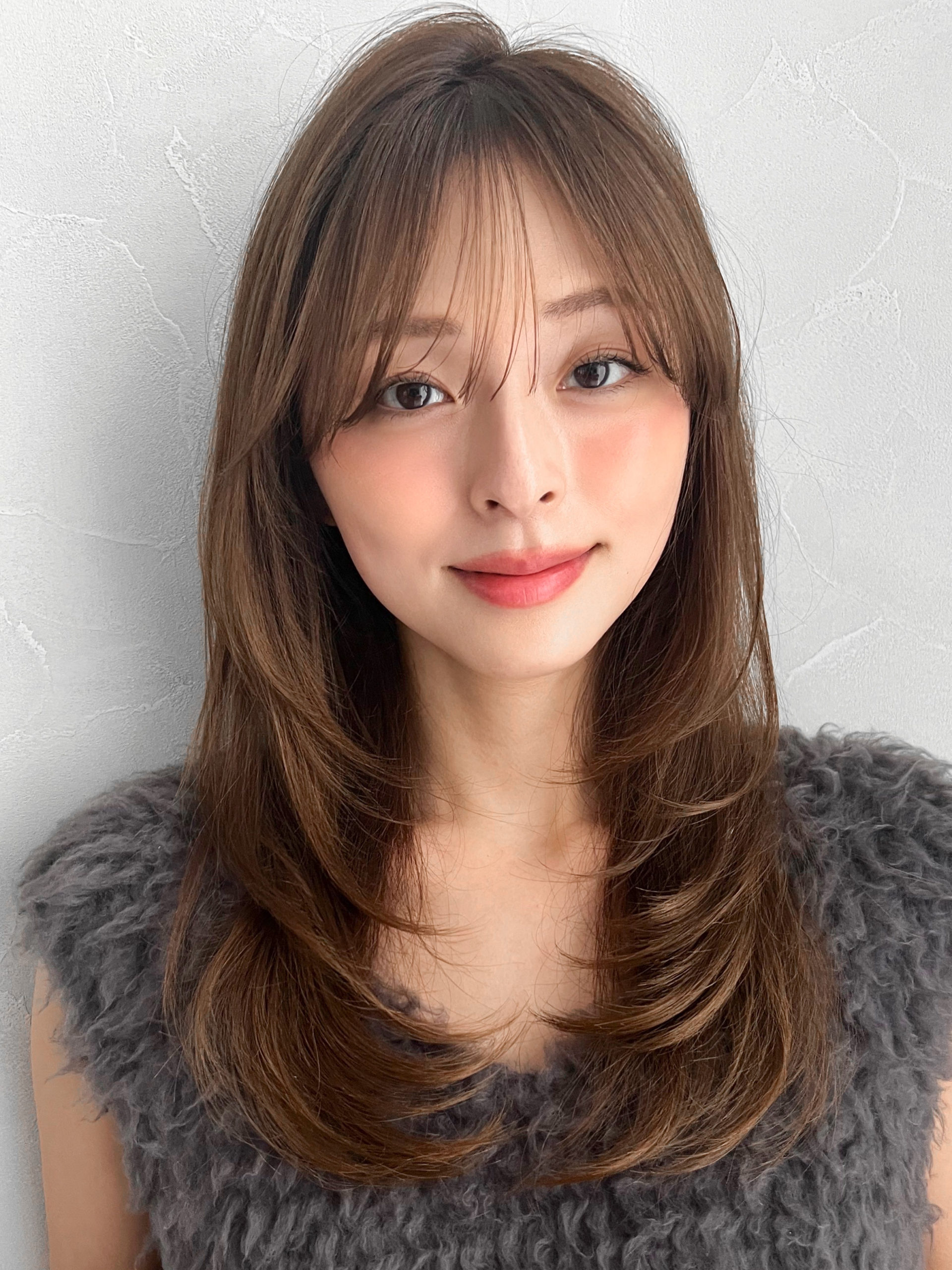 ゆれるレイヤーに、上品なワンカールをプラス。