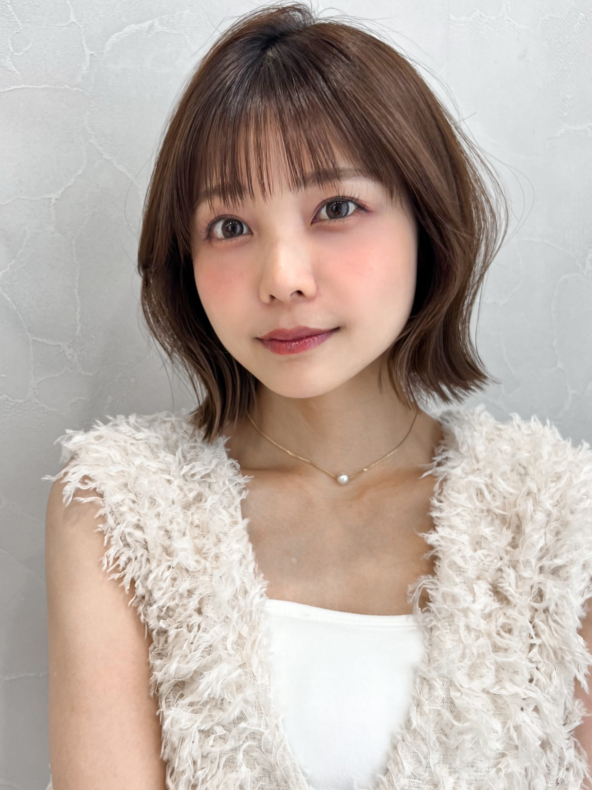 外ハネが似合う人気の理由♪