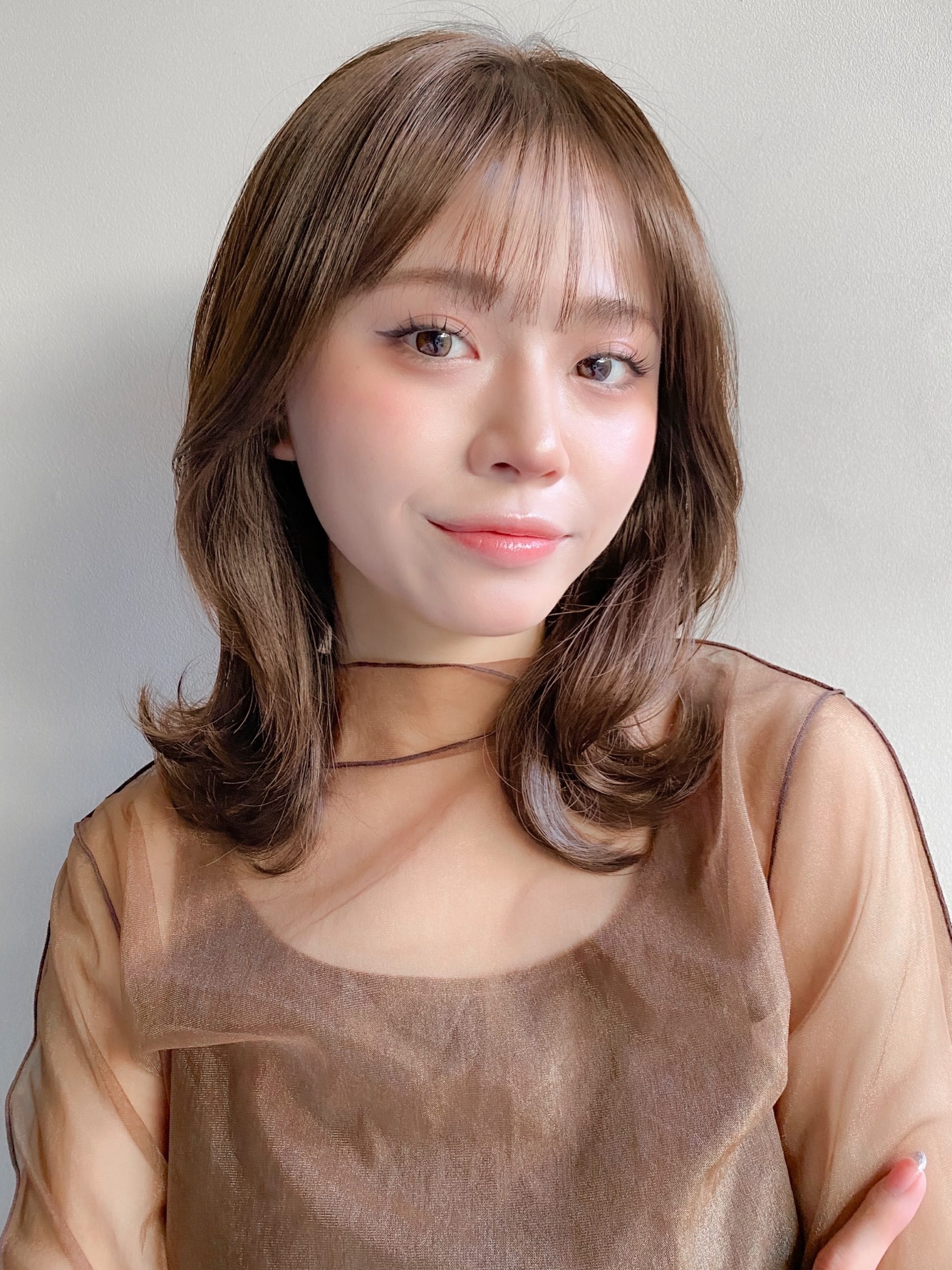 鎖骨でワンカールの外ハネスタイル♪♪