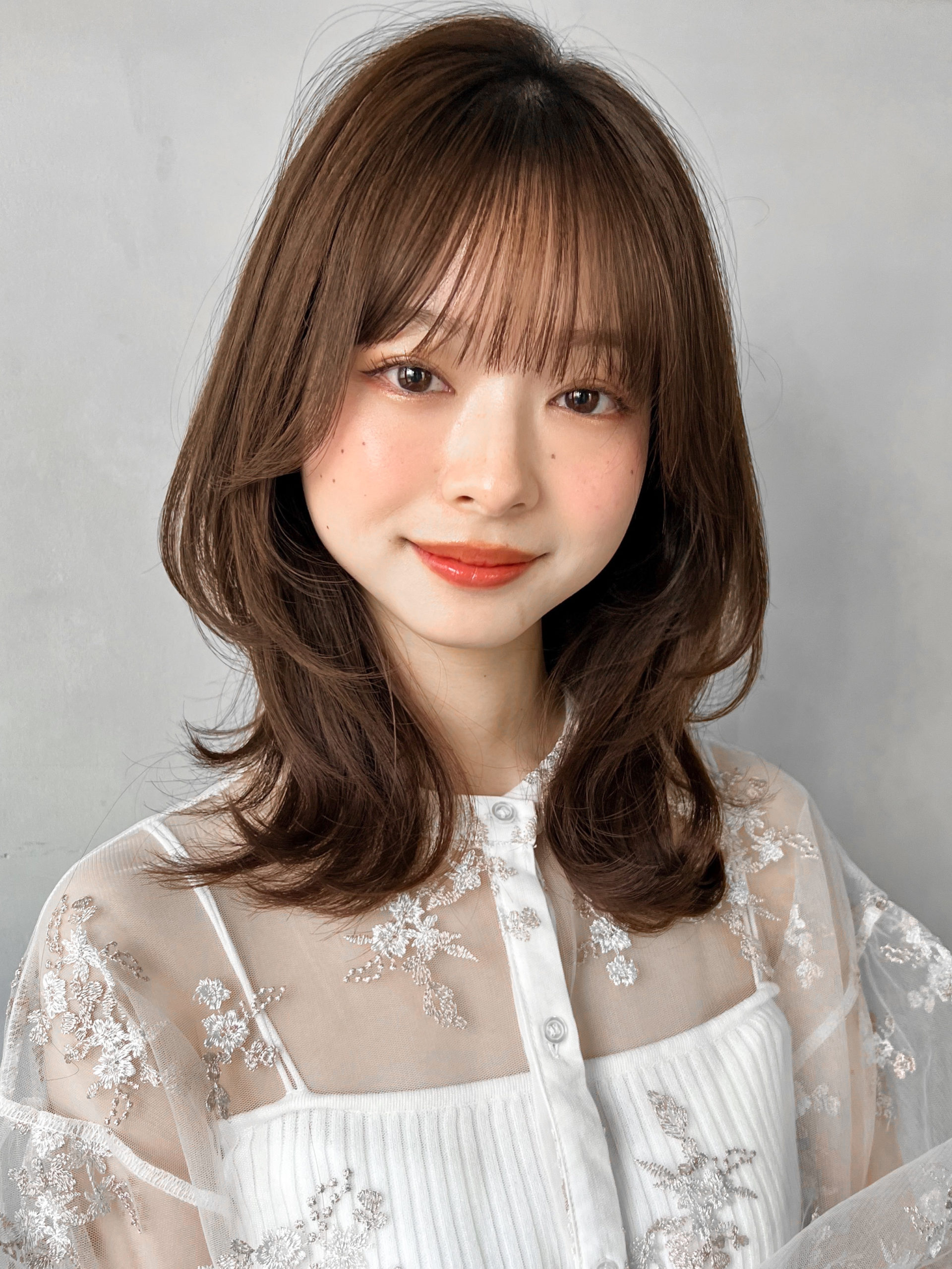 上品に見せる大人くびれ♪