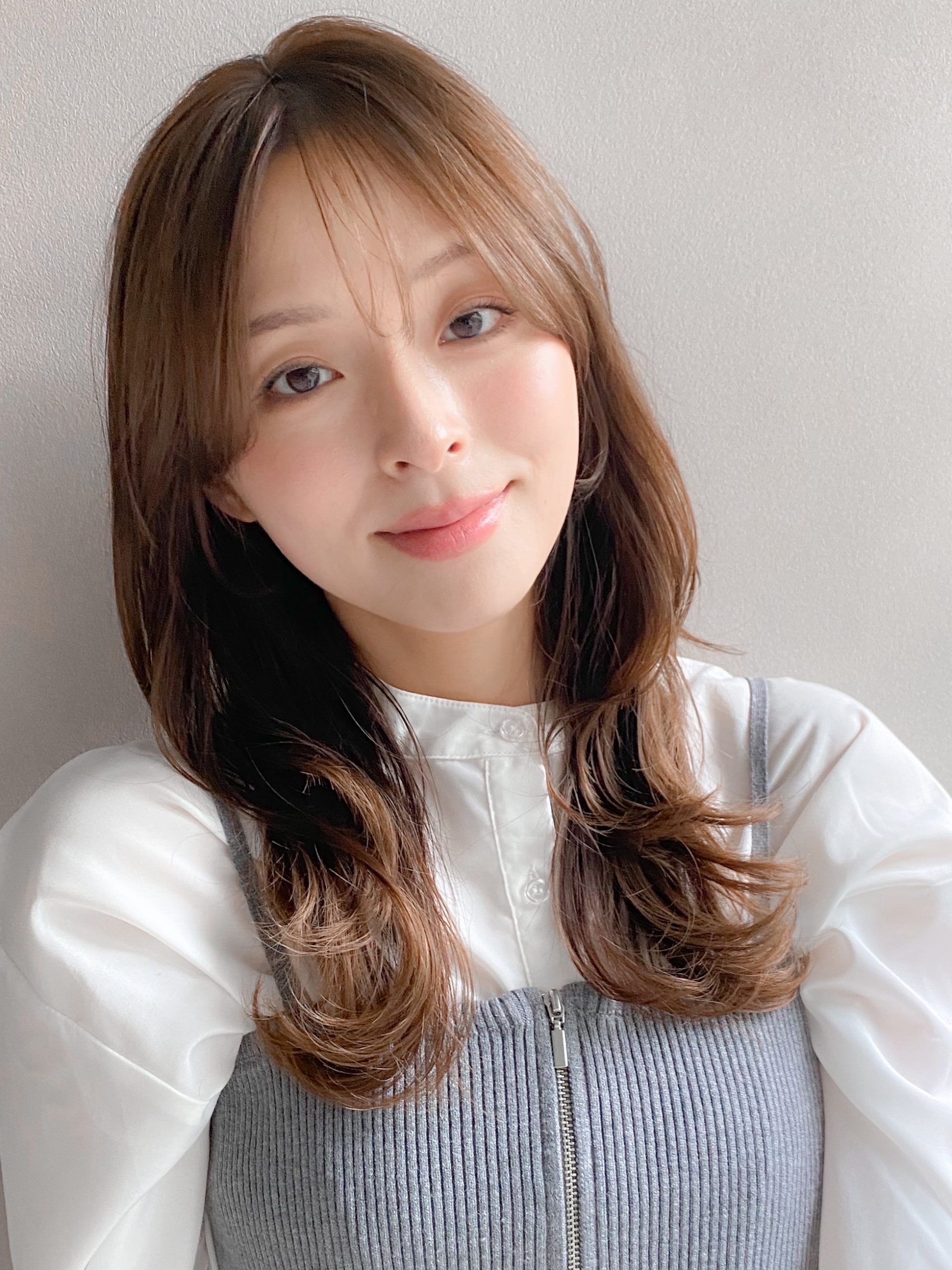 セミロングのレイヤースタイル！