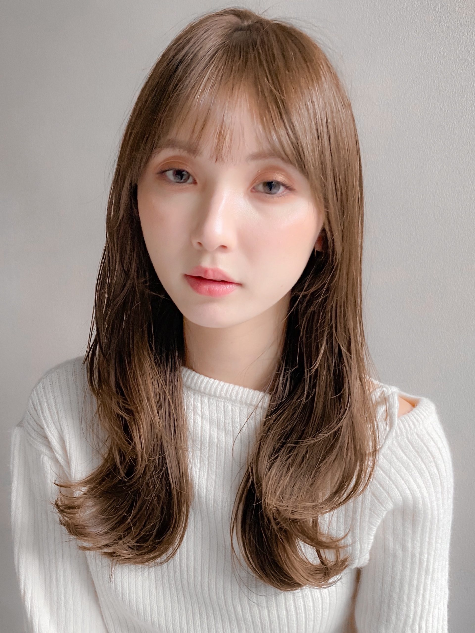 セミロングのレイヤースタイル！