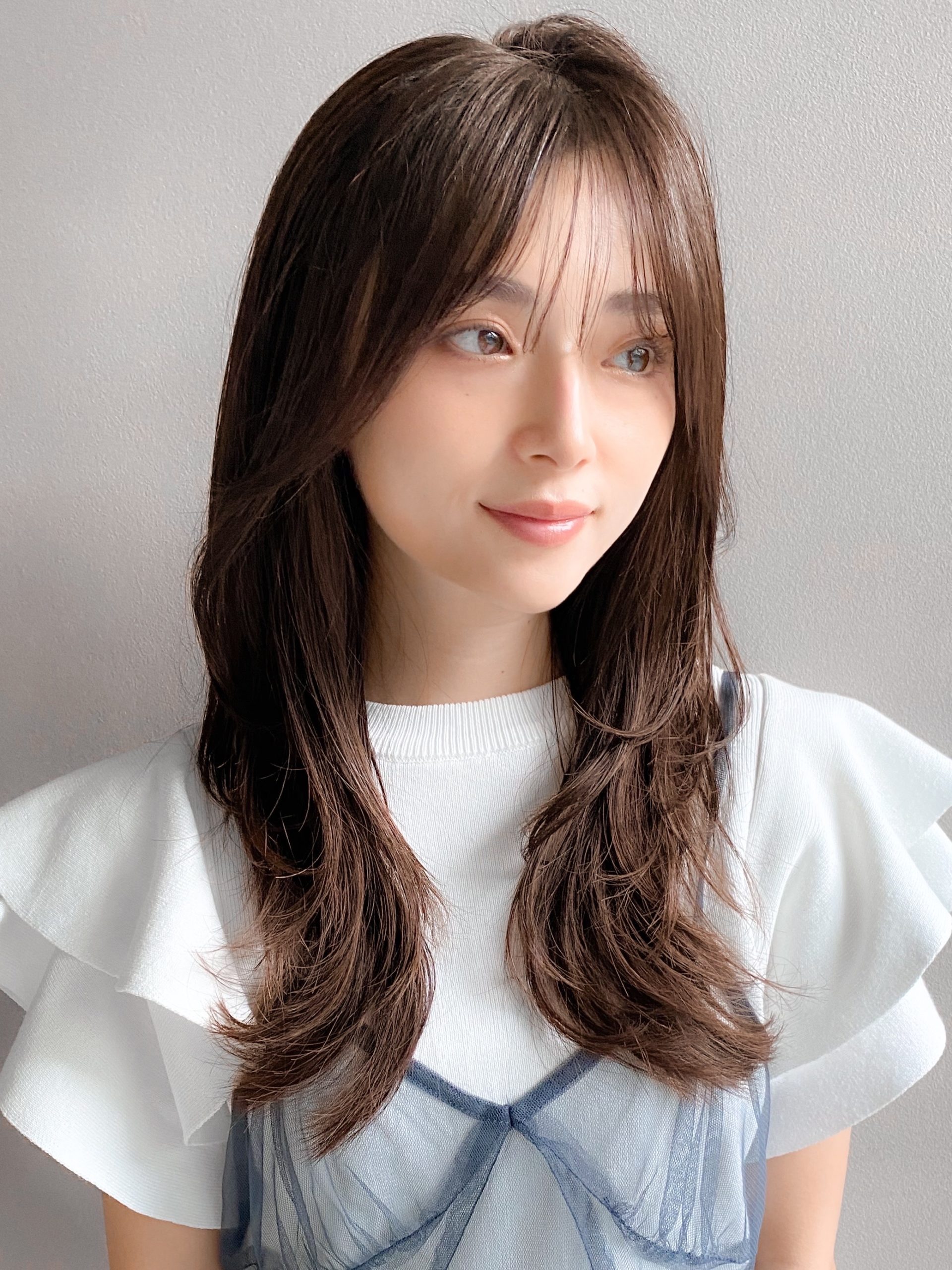 セミロングの外ハネワンカール！