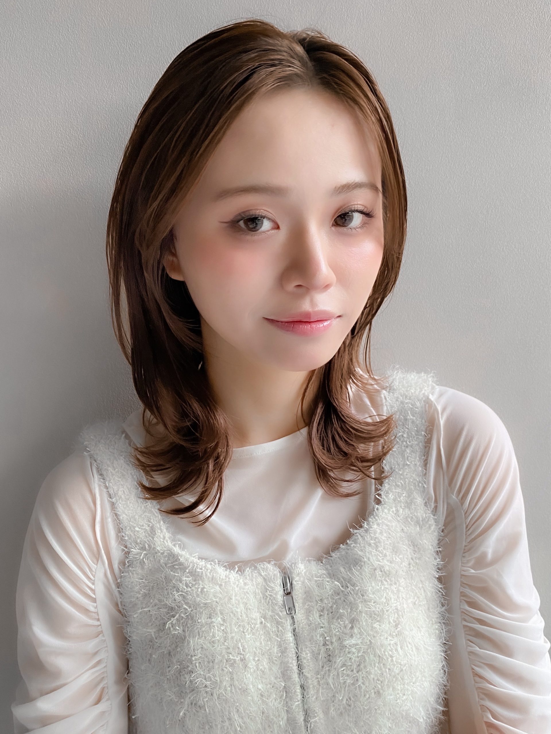 前髪なしの大人可愛いスタイル!